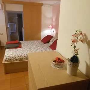  Apartment Appartamentino Via Caronda